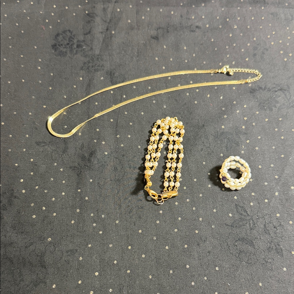 Pearl Beaded Stretch Bracelet